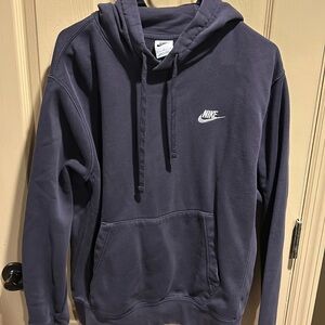 Nike hoodie size M
